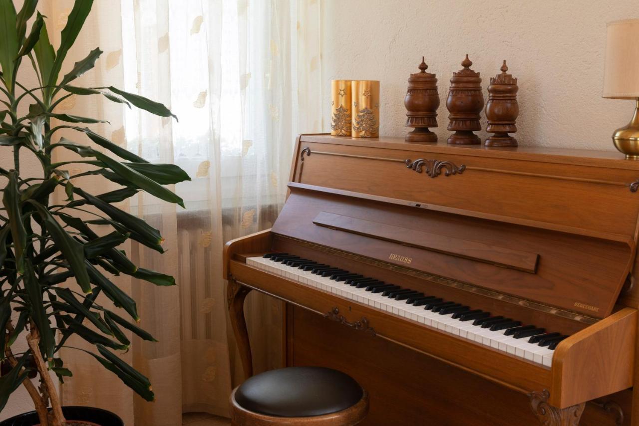 Villa Mara - Aosta - 200 Mq - Wifi - Jacuzzi - Parcheggio - Giardino Eksteriør billede