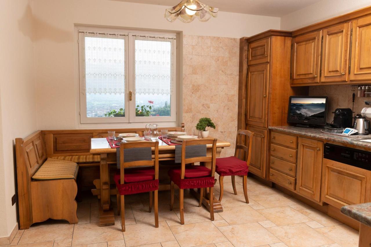 Villa Mara - Aosta - 200 Mq - Wifi - Jacuzzi - Parcheggio - Giardino Eksteriør billede