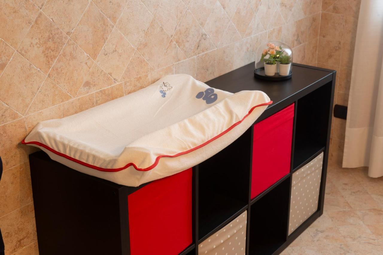 Villa Mara - Aosta - 200 Mq - Wifi - Jacuzzi - Parcheggio - Giardino Eksteriør billede