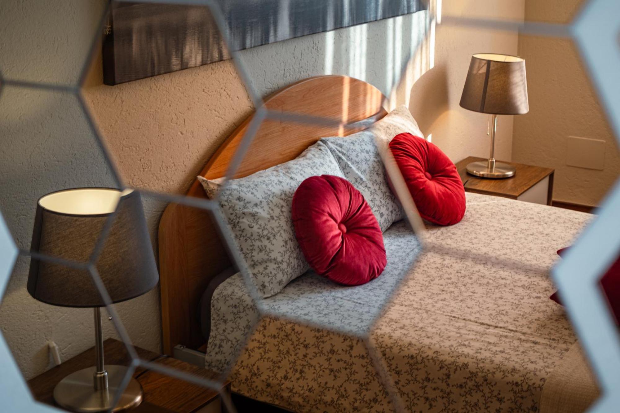 Villa Mara - Aosta - 200 Mq - Wifi - Jacuzzi - Parcheggio - Giardino Eksteriør billede